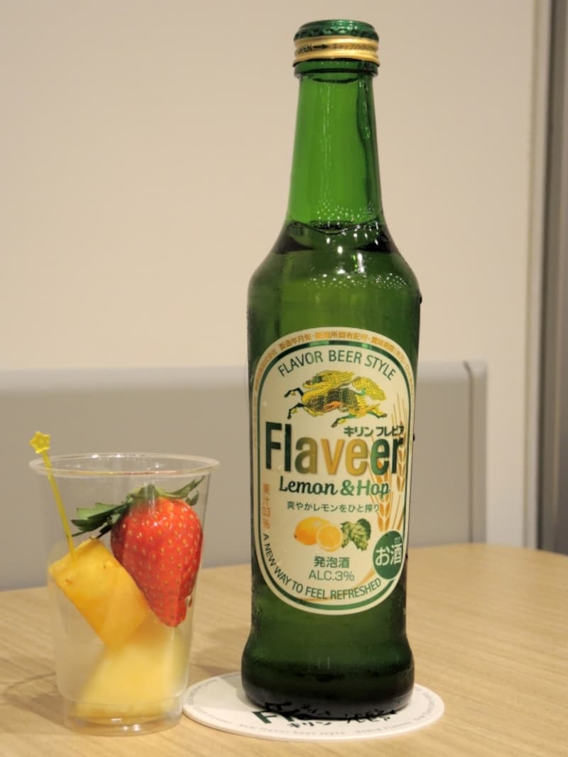 イチゴやパイナップルと合わせることで、より一層フルーティな味わいを楽しめるそう