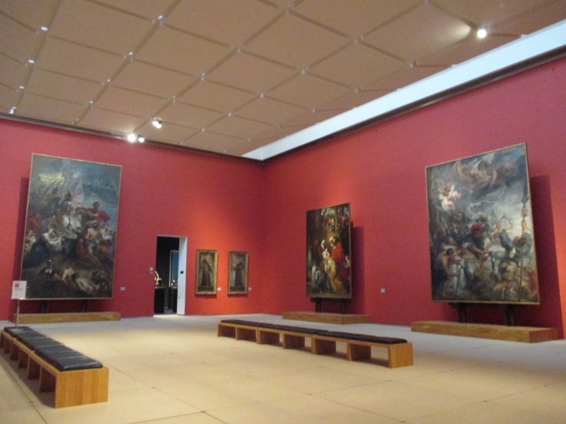 ゆっくりと時間をかけて鑑賞しましょう