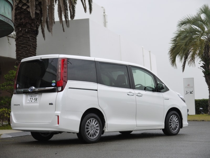 トヨタ・エスクァイア