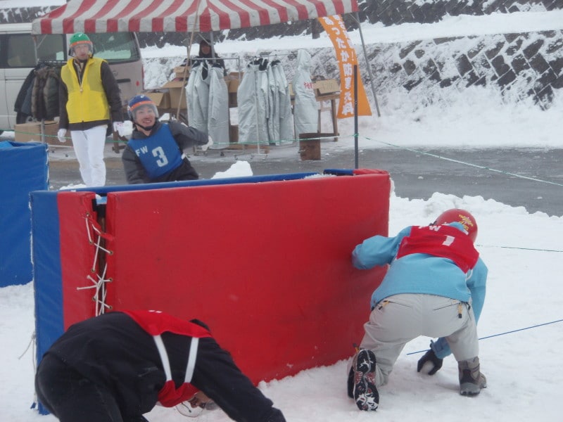 雪合戦,大会,雪,雪玉,冬,ウィンタースポーツ,子ども,雪だるま,降雪,ゼッケン
