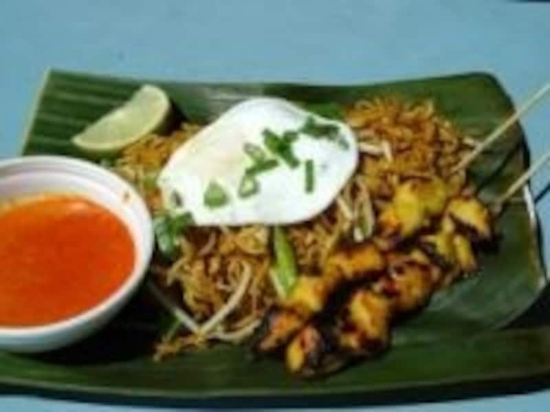 バナナリーフに乗って出てくるシンガポール料理