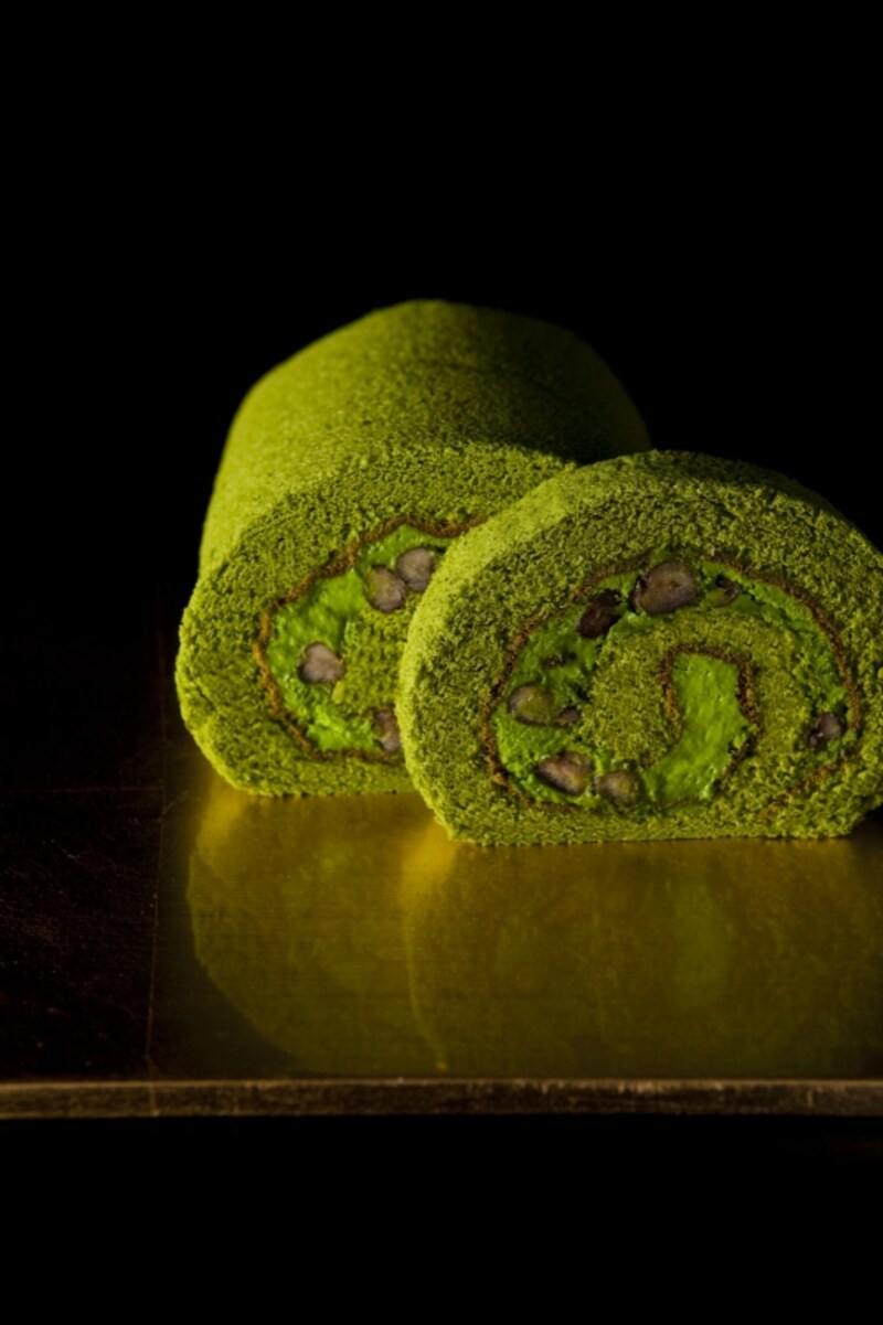 濃厚抹茶undefinedプレミアム生ロールケーキ