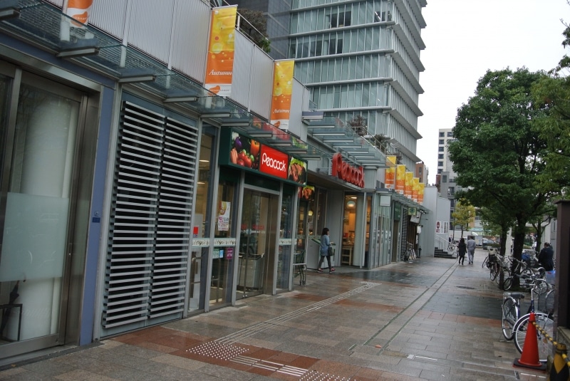 ピーコックストア