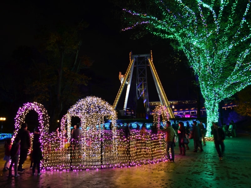 西武園ゆうえんちundefinedイルミスクエア