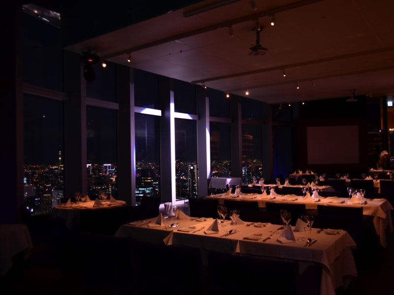 森タワー52階のレストランundefined「マドラウンジ」