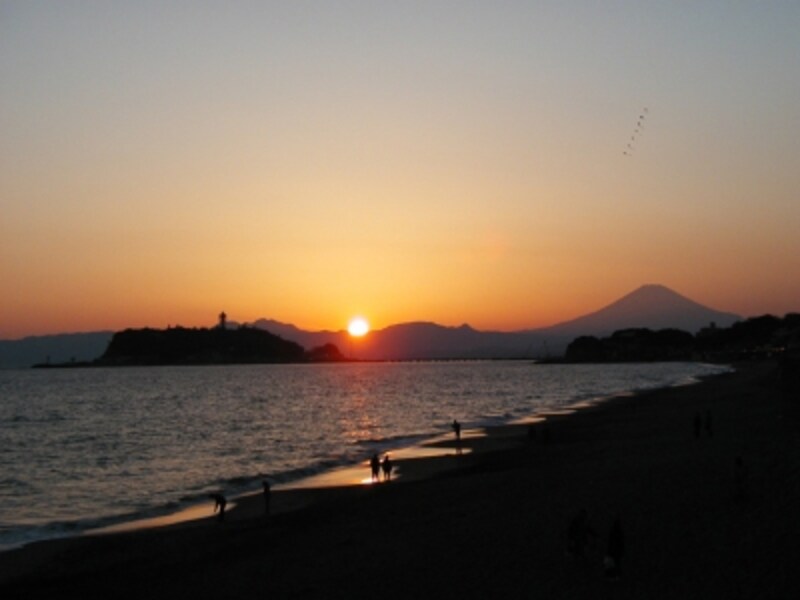 落日の瞬間undefined稲村ヶ崎より