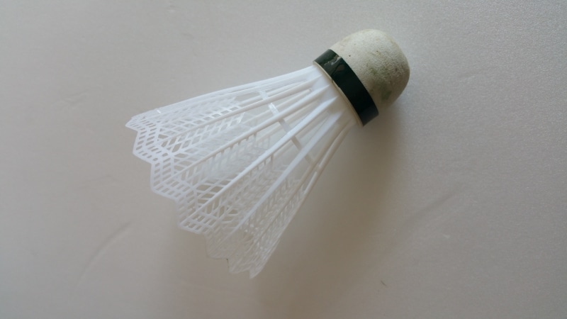 バトミントン羽