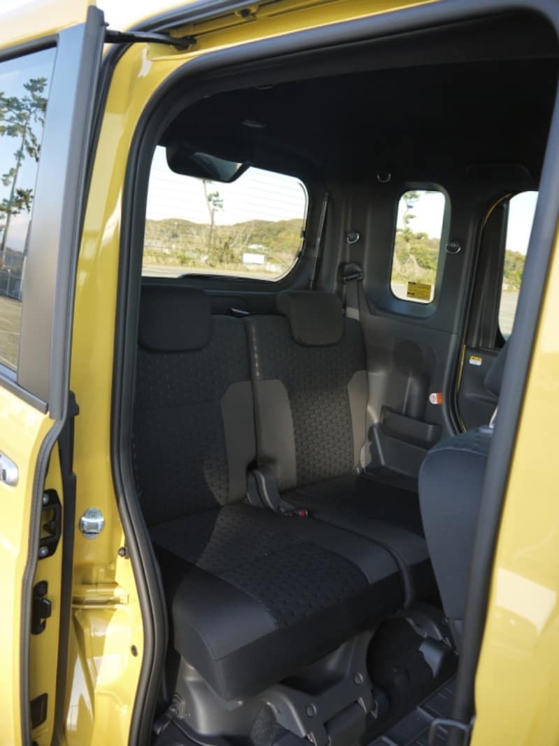 ダイハツ・ウェイク