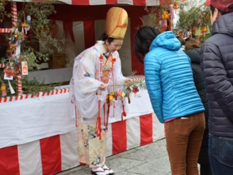 「初えびす」の様子