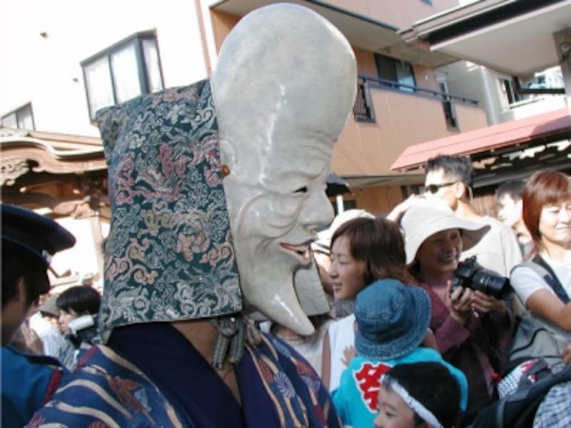 「面掛行列」で使われている福禄寿の面