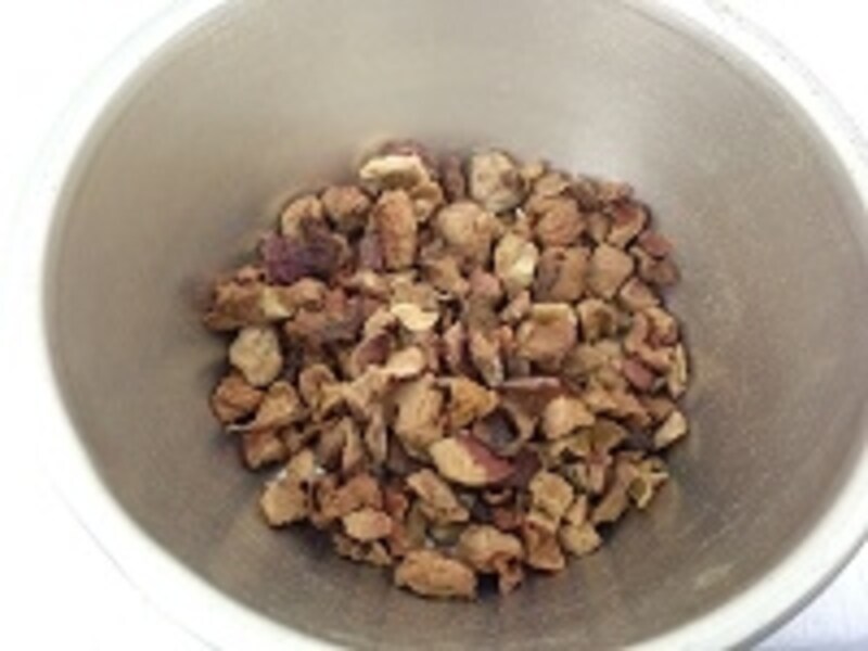 甘酸っぱい乾燥したリンゴの実