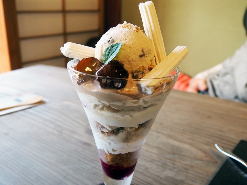 サンパカ パフェ カスターニャス＠カカオサンパカ