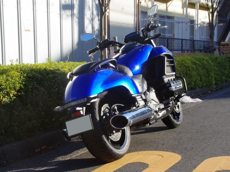 ゴールドウイングF6C リアビュー