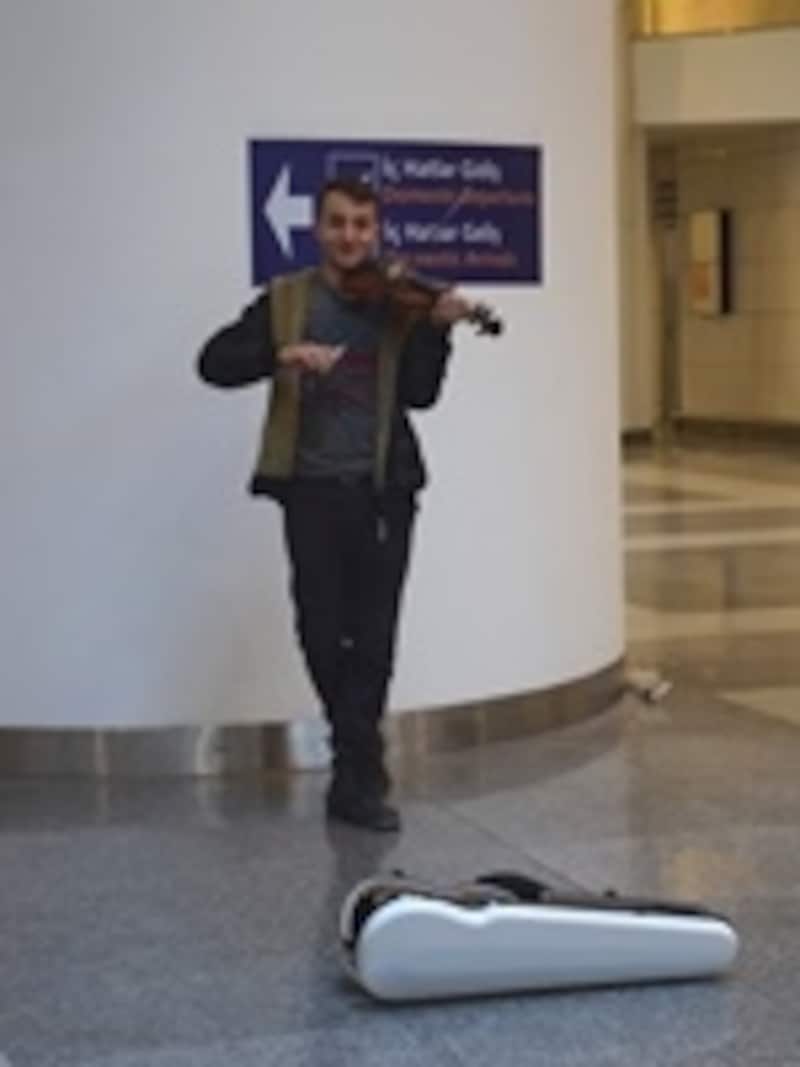 アタトゥルク空港駅