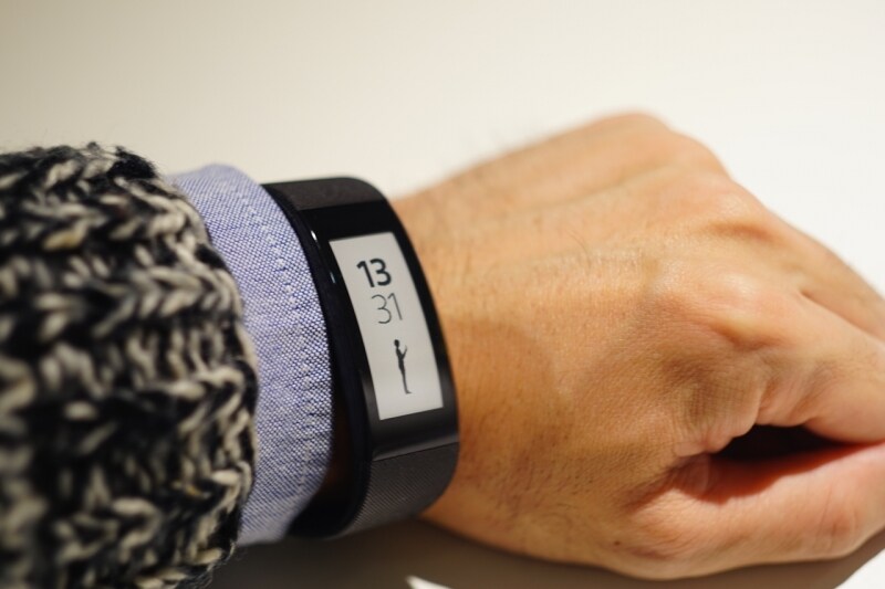 図2本体が軽いため装着に負担がありません。