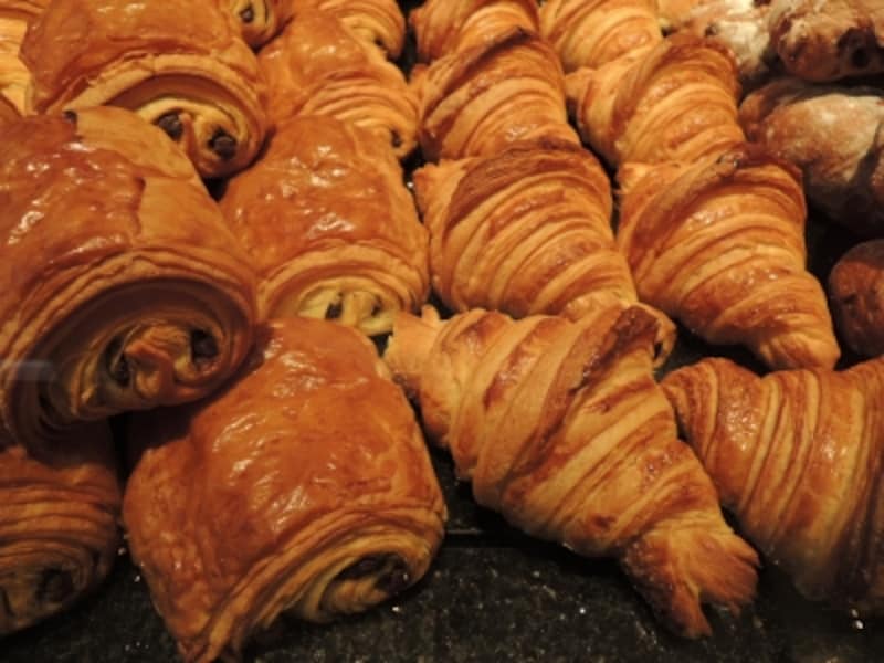 レカンのブーランジュリーを担当し始めてから作り続けているクロワッサンとパンオショコラ