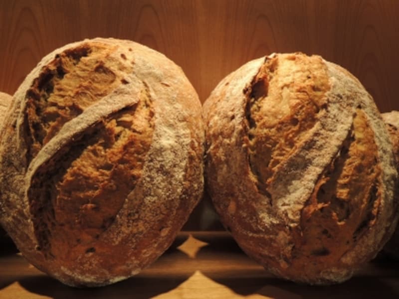 小麦の味を最大限に愉しむカンパーニュ