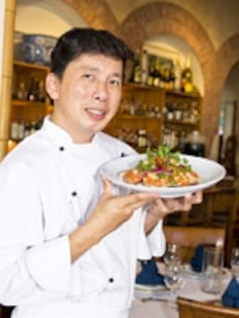 アジアとハワイの味と文化をミックスした創作料理で有名なチャイ氏