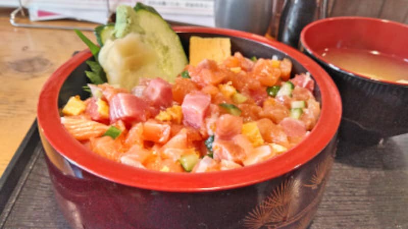 これでワンコイン 札幌 函館 小樽の極旨 激安海鮮丼 北海道の観光 旅行 All About