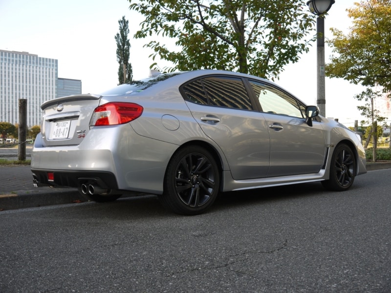 スバルWRX S4