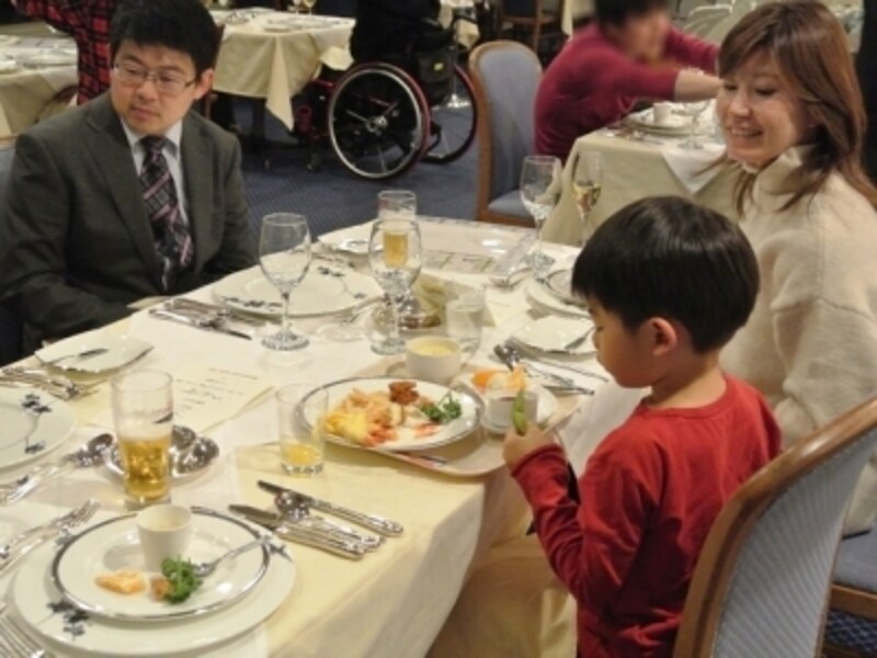 子ども用にオムライスのキッズセットもあります