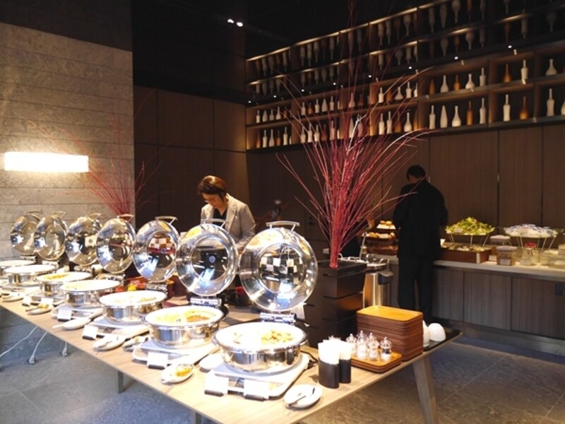 地下1階『ALL DAY DINING NiKO GINZA』