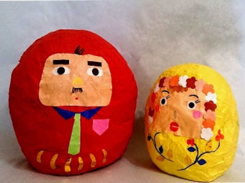 右パパだるま、左ママだるま