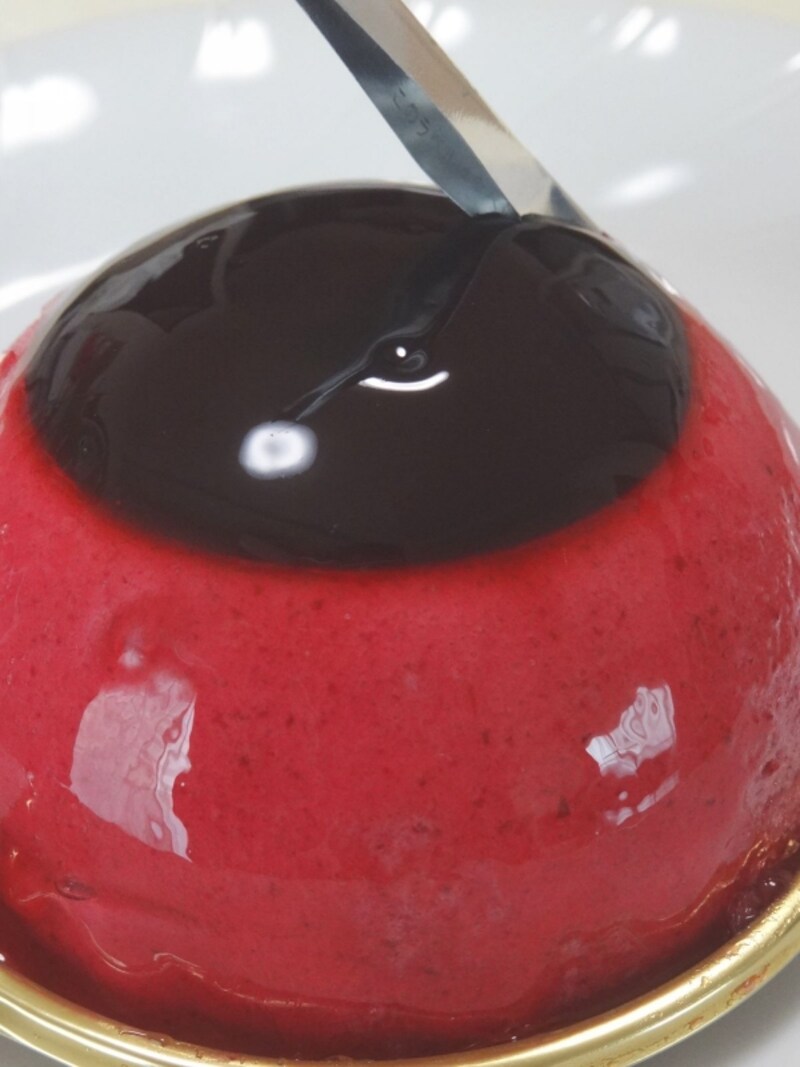 「エクラデジュール」の「カシシエ」(税込486円)