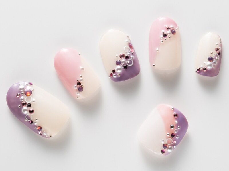 ストーンをたっぷり飾れば着物仕様!