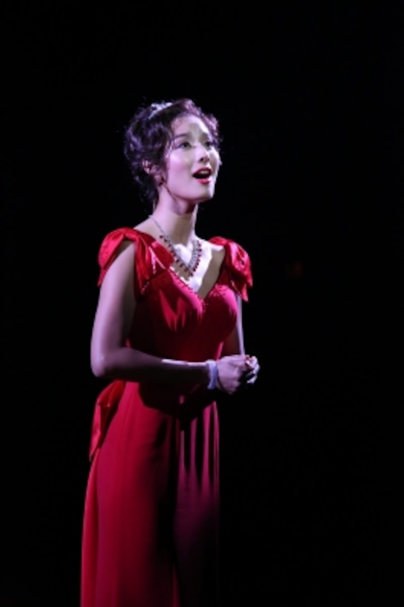 『エニシング・ゴーズ』写真提供：東宝演劇部