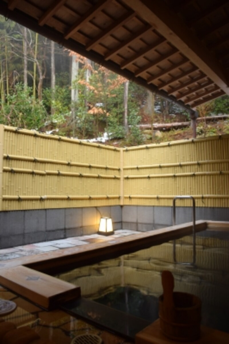 天然温泉の露天風呂