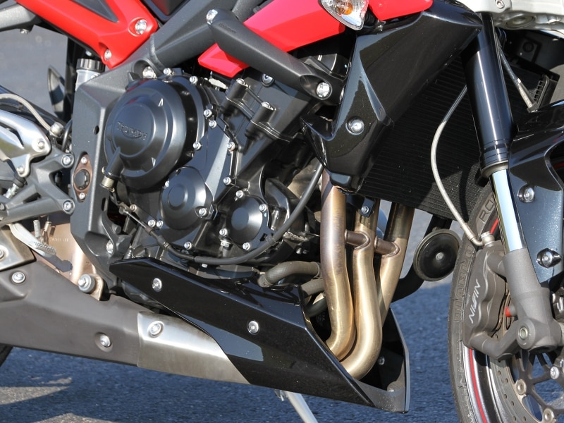 トライアンフが誇る並列3気筒エンジン