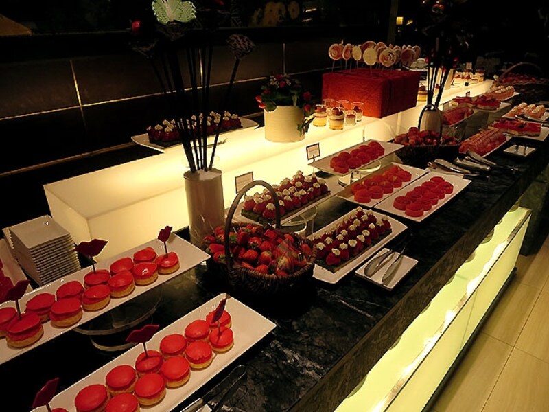 マーブルラウンジ メインのブッフェ台