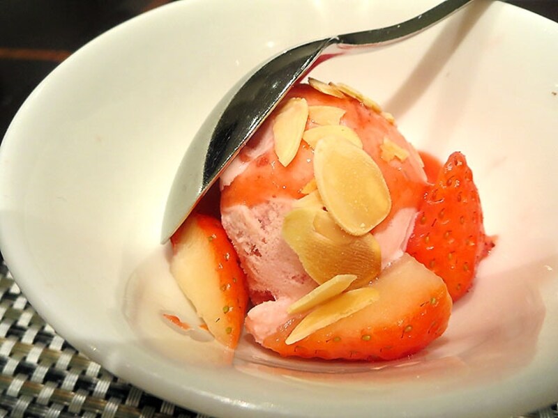 マーブルラウンジ ストロベリーサンデー