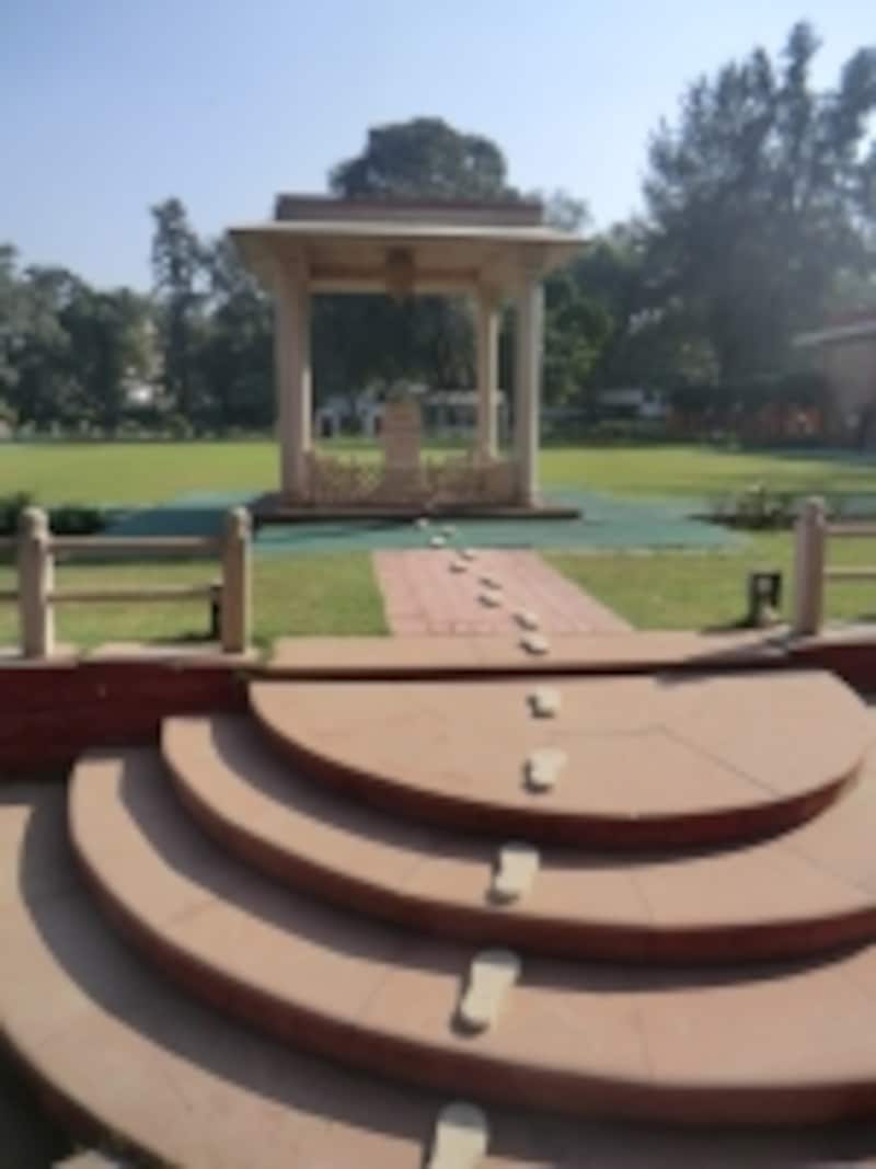 スミルティ邸には暗殺されたガンジーの最後の足跡が残る