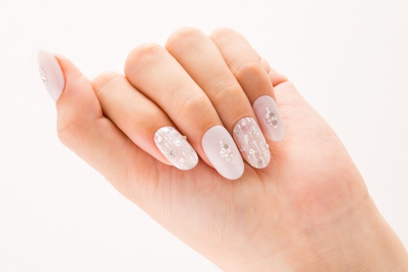 雪の結晶はこの時期ならではのモチーフ