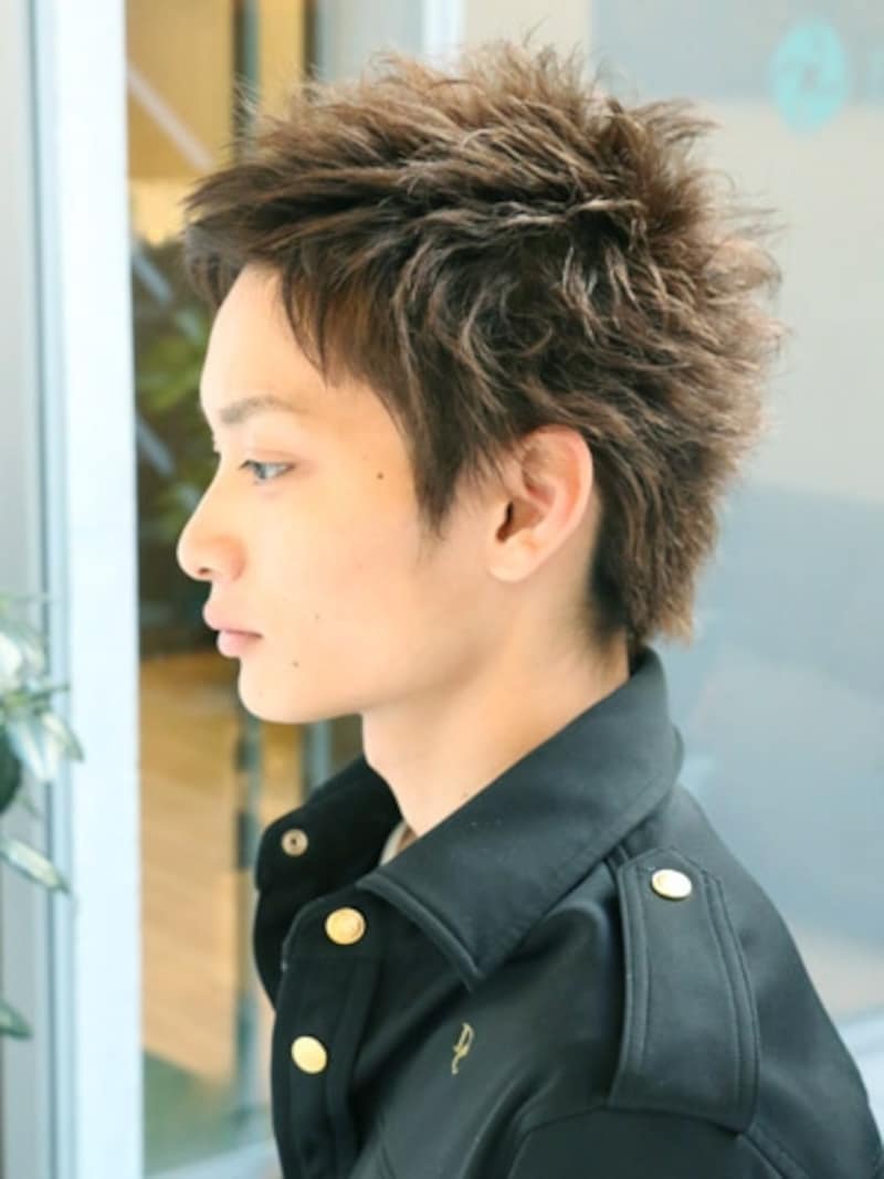 アップバング×スパイキーショート