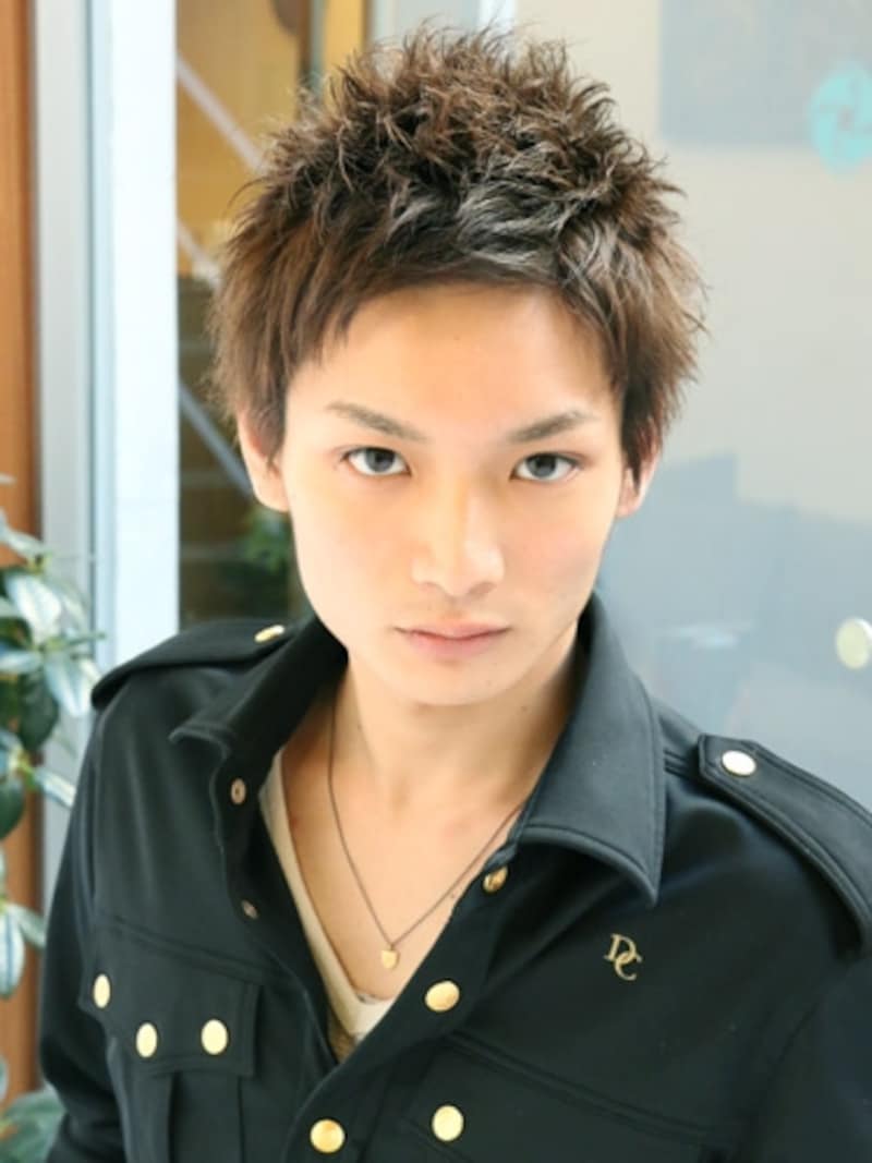 アップバング×スパイキーショート