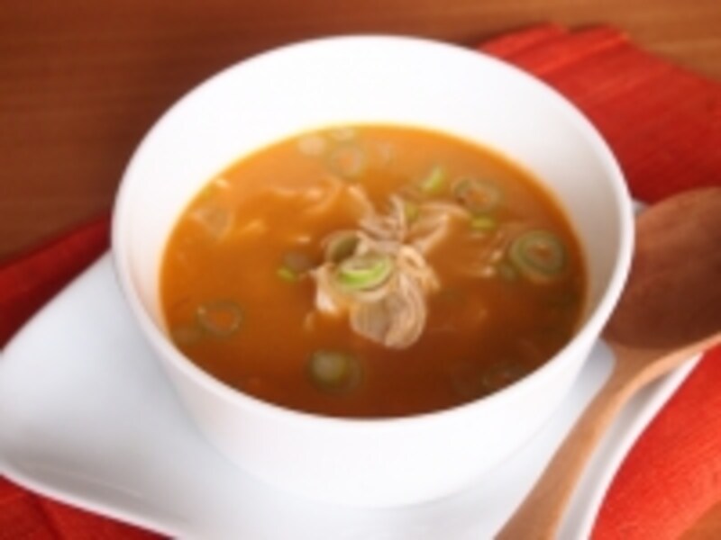 ささみと葱の怪味ピリ辛スープ