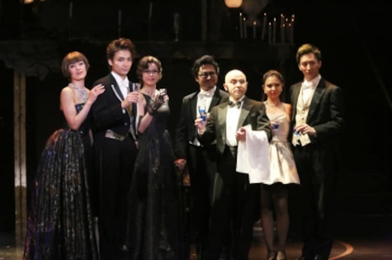 『∞／ユイット』写真提供：東宝演劇部