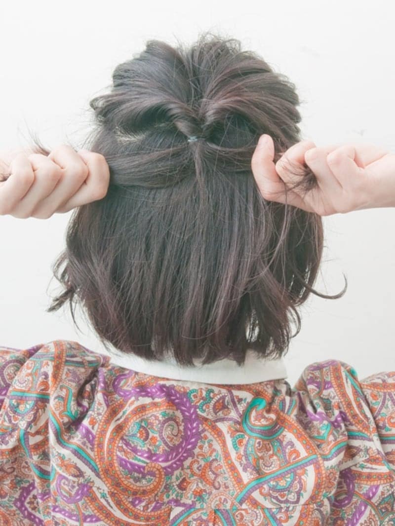 ぎゅっとひっぱるイメージで