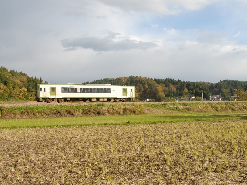 1両で走る飯山線の列車