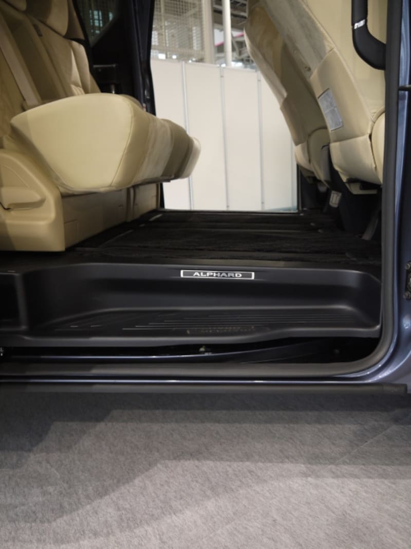 3/3 新型アルファード/ヴェルファイアがついに登場 [TOYOTA