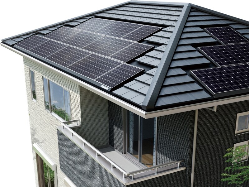 太陽光発電システムなど、エネルギーに関する機器は依頼先選びと同時に検討したい。[住宅用太陽光発電システム　HIT245α/HITハーフタイプN120α]