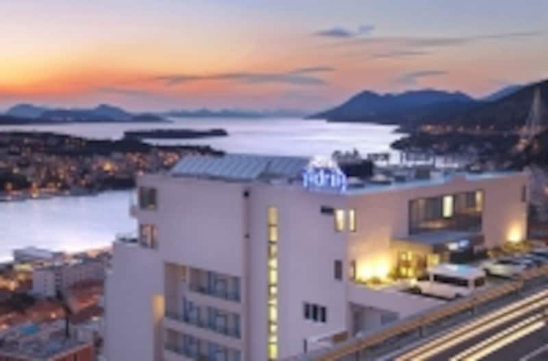 ホテル・アドリア