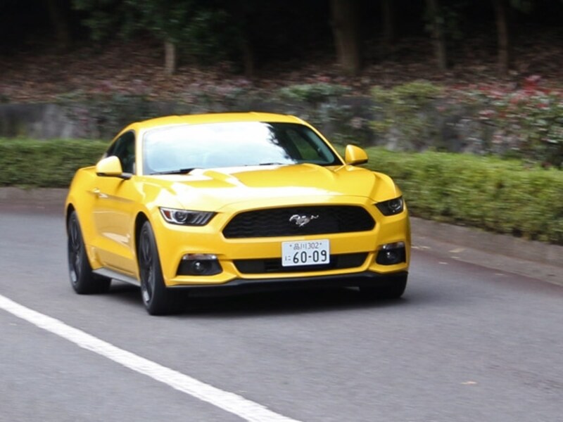 フォードマスタング