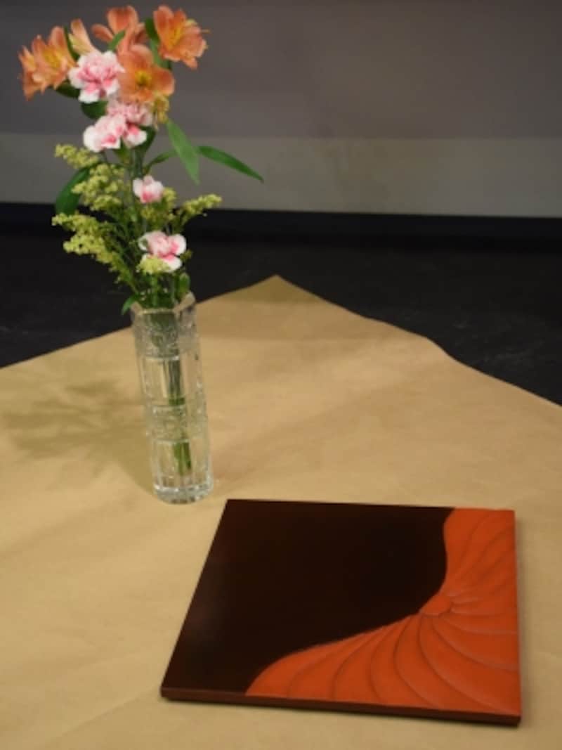 鎌倉彫の料理皿