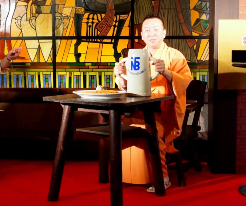 ４リットル入るというビールジョッキ