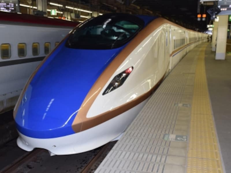 洗練されたデザインの新幹線ボディー