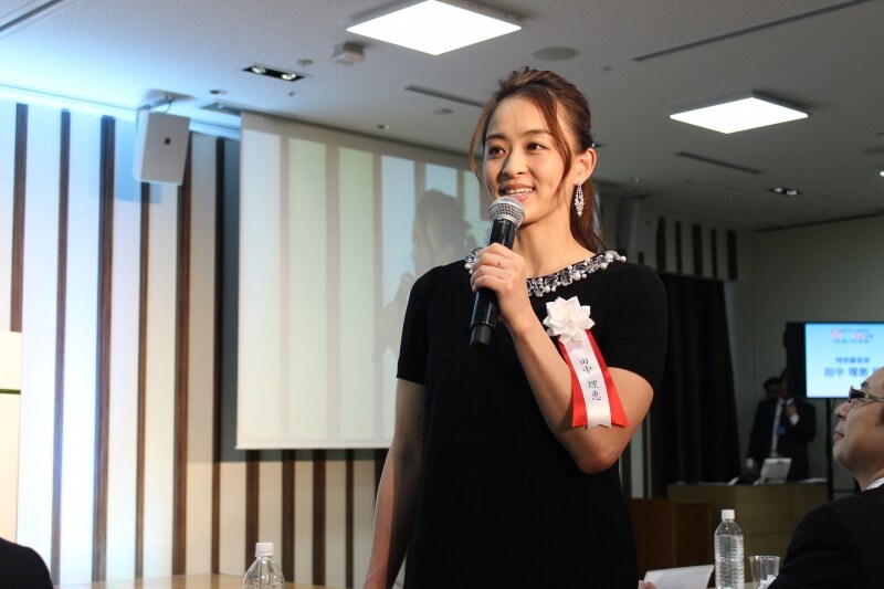 特別審査員として田中理恵さんも登場。